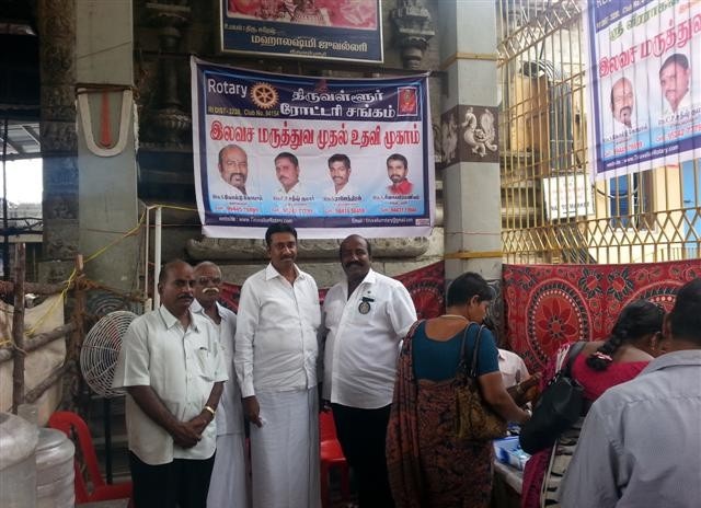25-Aug-2014-Free First Aid Camp @ Veeraraghavar Temple-Tiruvallur-12