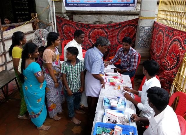 25-Aug-2014-Free First Aid Camp @ Veeraraghavar Temple-Tiruvallur-6