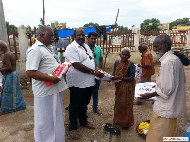 16-Sep-2014_President Bday Celeb Clothes Distribution-5