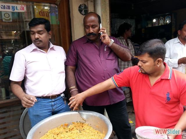 16-Sep-2014-President Bday Celeb Briyani Distribution-18