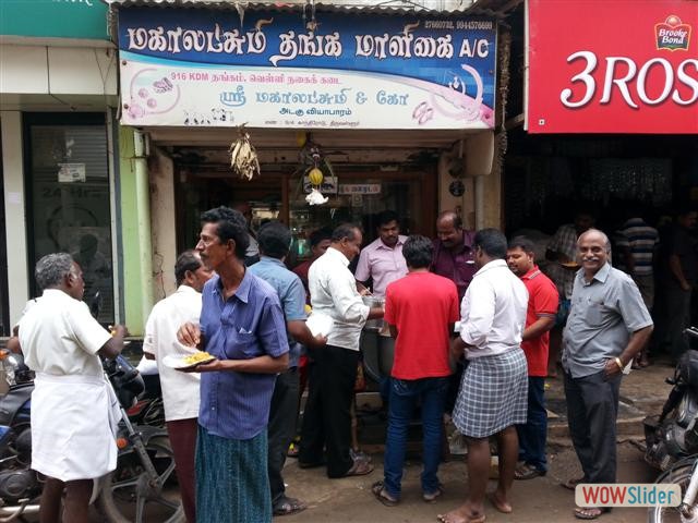 16-Sep-2014-President Bday Celeb Briyani Distribution-23