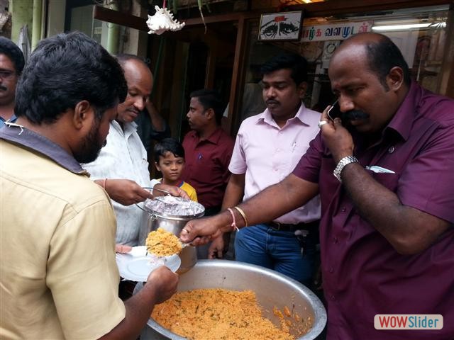 16-Sep-2014-President Bday Celeb Briyani Distribution-26